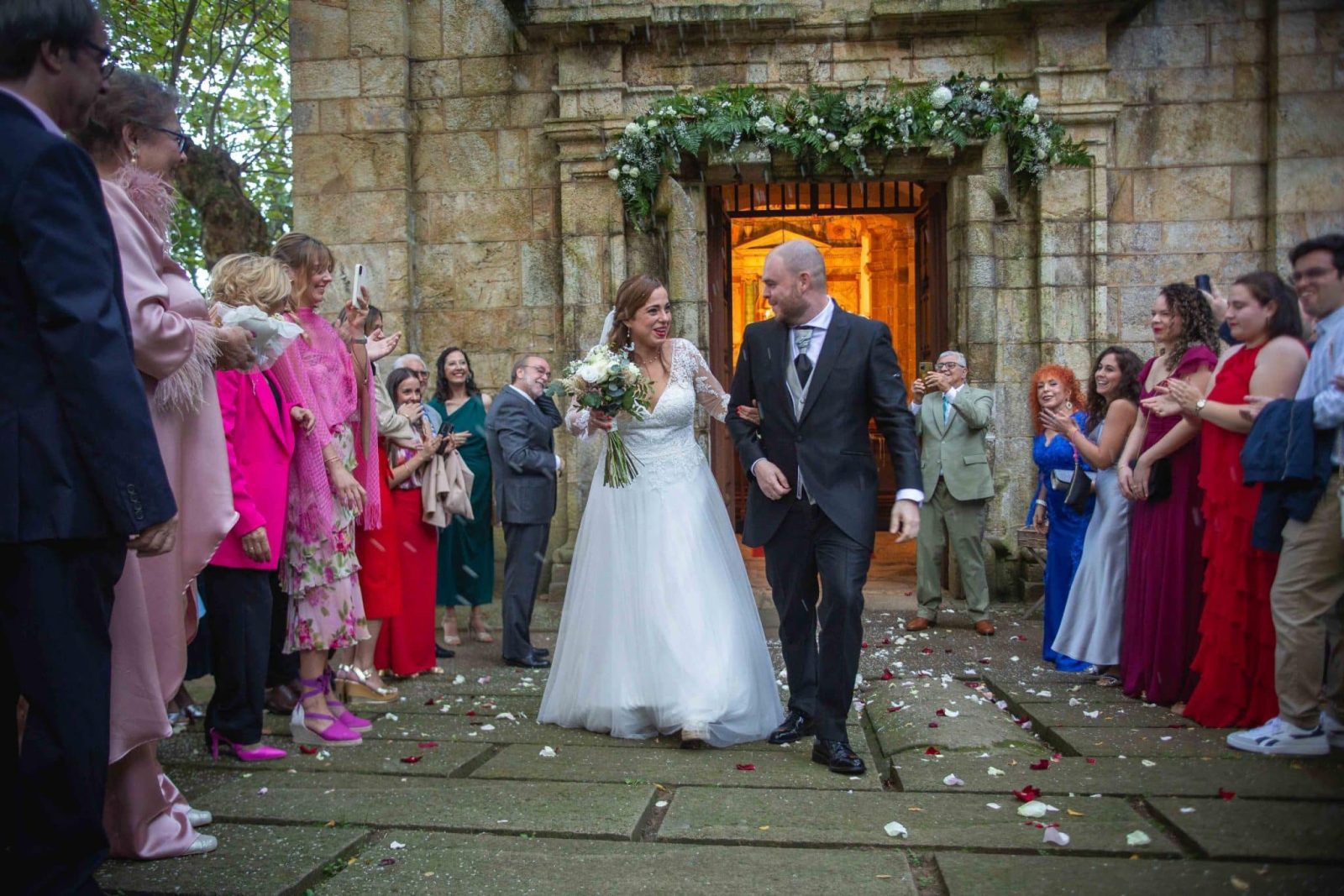 Boda-en-Iglesia-Santa-Eulalia-de-Lians-en-Oleiros-027