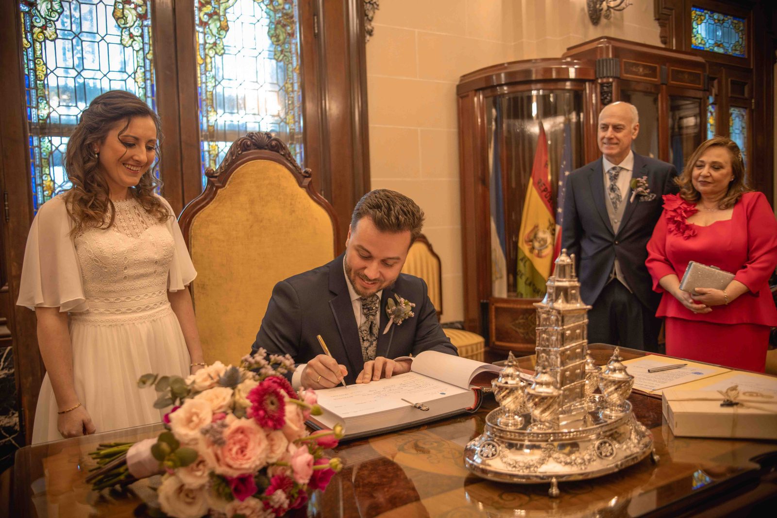 boda civil en el Ayuntamiento de María Pita, en A Coruña