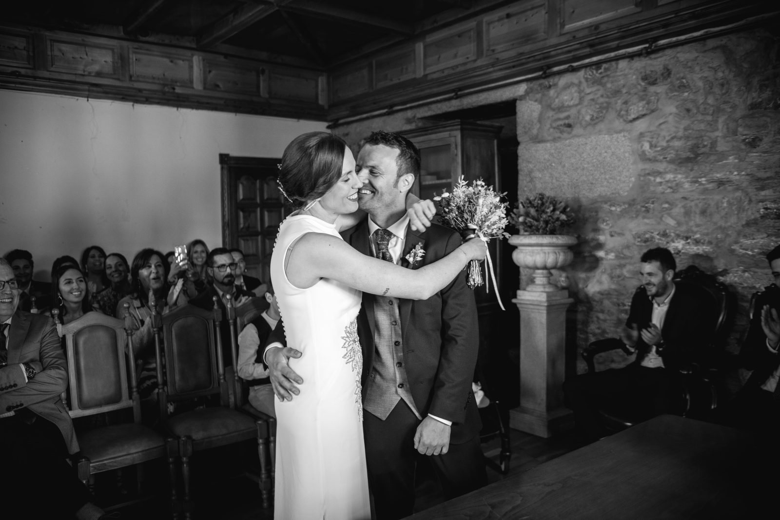 Boda en el Juzgado de Paz de Ares (A Coruña) y en la Casa de la Tía Julita