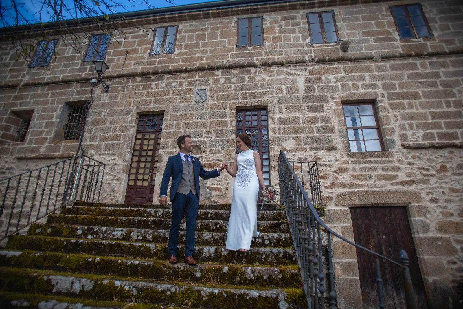 Boda en el Juzgado de Paz de Ares (A Coruña) y en la Casa de la Tía Julita