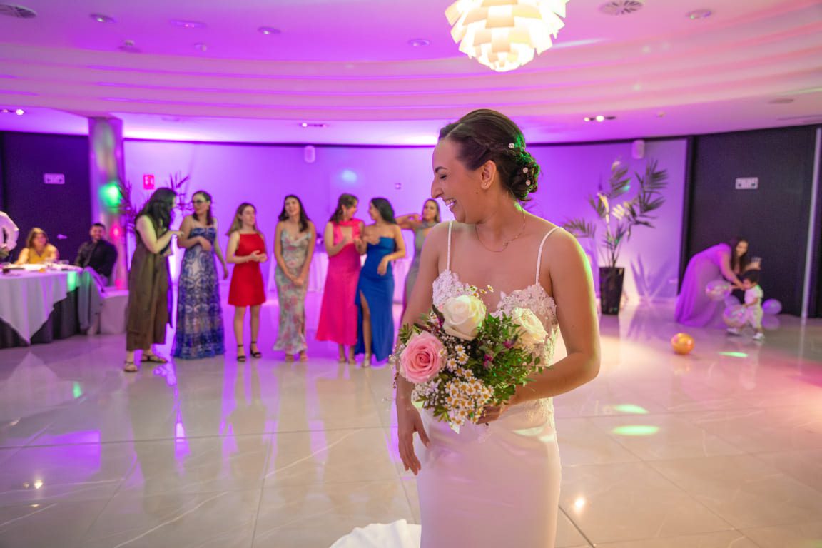 Boda de I&H en el hotel Attica 21 en Coruña: una celebración llena de alegría y felicidad.