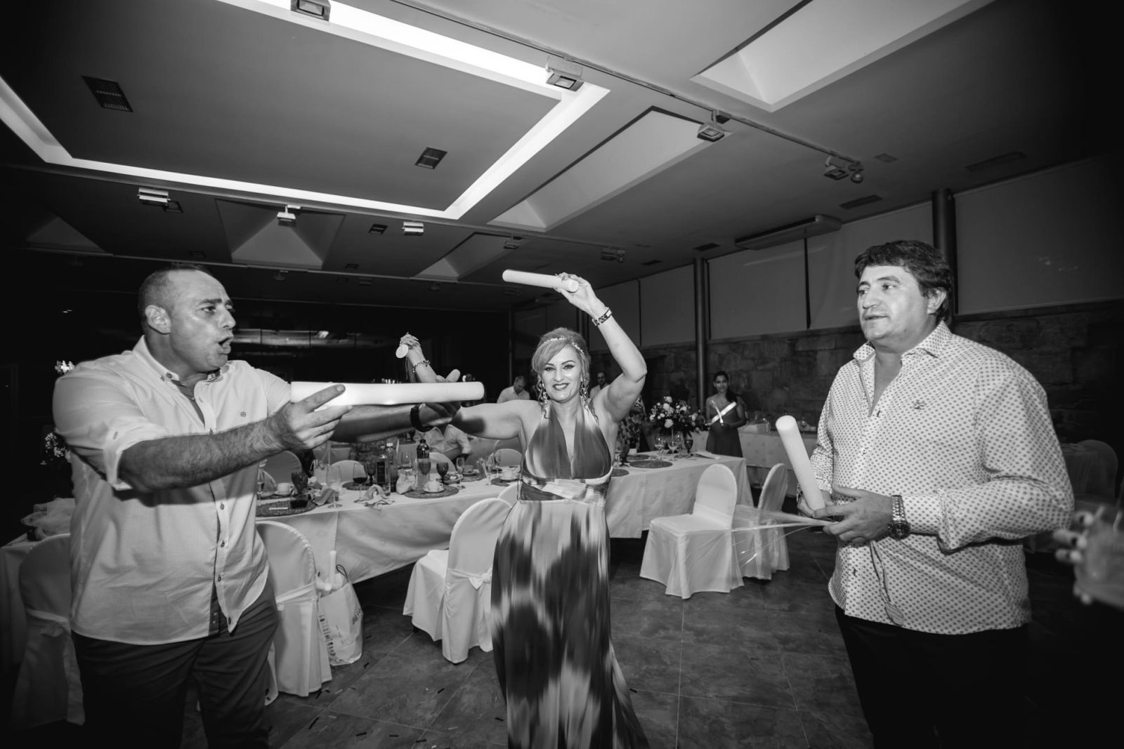 La boda en el Hotel Sena de Caldas de Reis en Pontevedra, de L&C, fue una celebración llena de encanto y alegría.
