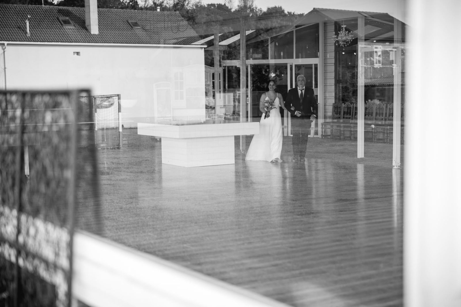 La boda en el restaurante A Taberna en Montemaior (A Laracha), de A&R, fue un evento lleno de belleza y emoción.