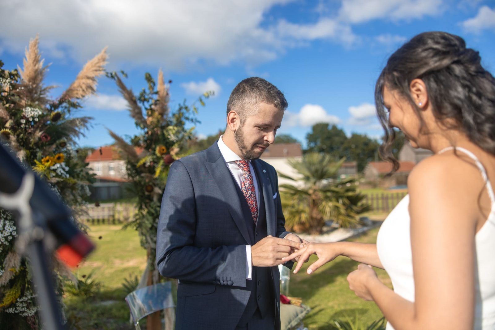 La boda en el restaurante A Taberna en Montemaior (A Laracha), de A&R, fue un evento lleno de belleza y emoción.