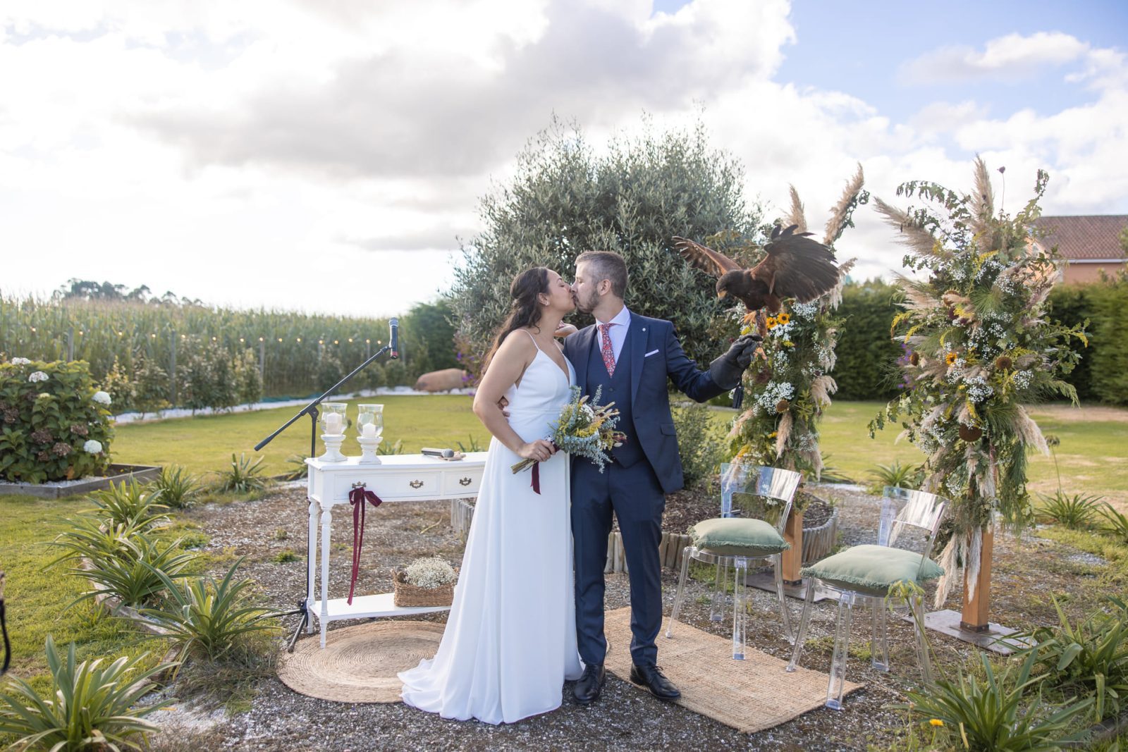 La boda en el restaurante A Taberna en Montemaior (A Laracha), de A&R, fue un evento lleno de belleza y emoción.