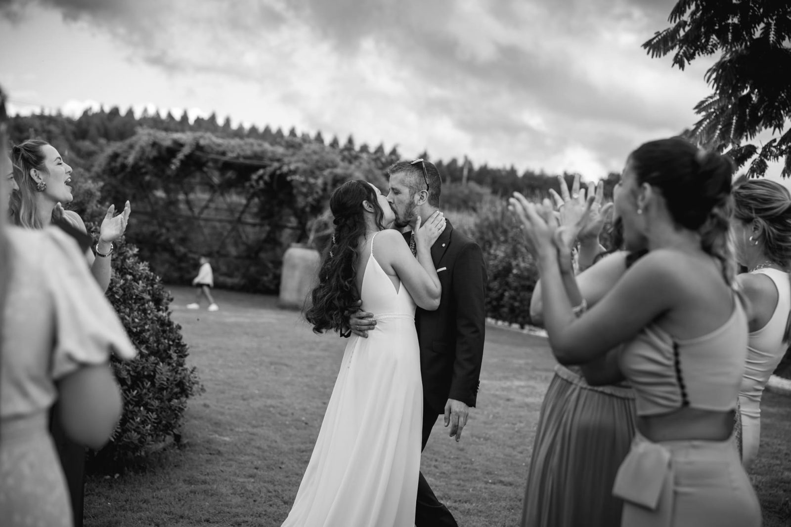 La boda en el restaurante A Taberna en Montemaior (A Laracha), de A&R, fue un evento lleno de belleza y emoción.