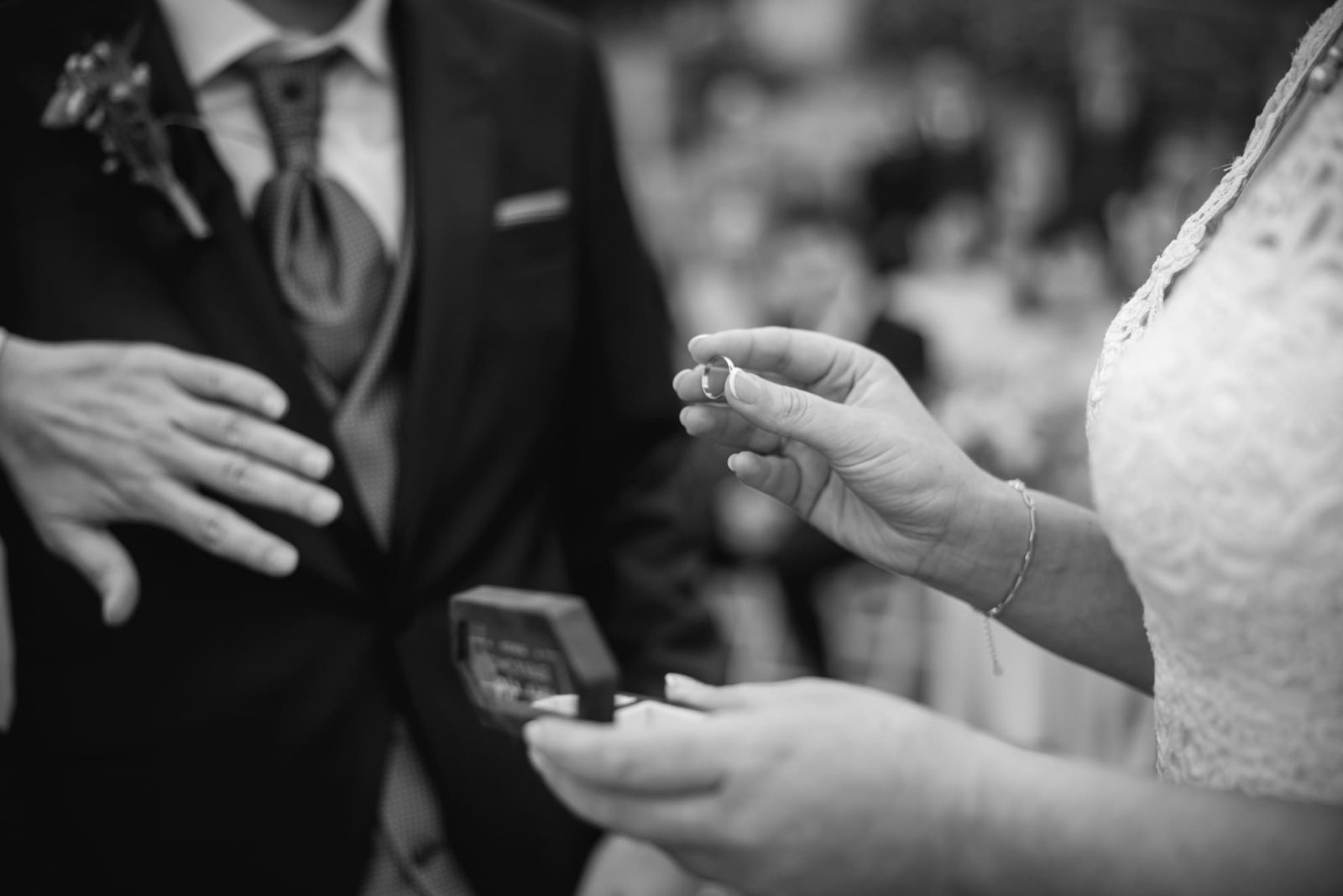 La boda en el restaurante Costa Caión, de D&E, ubicado en A Coruña, fue una celebración extraordinaria llena de momentos inolvidables.