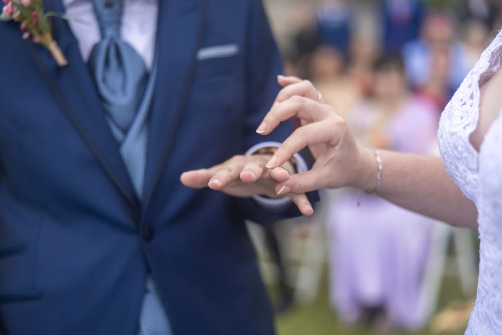 La boda en el restaurante Costa Caión, de D&E, ubicado en A Coruña, fue una celebración extraordinaria llena de momentos inolvidables.
